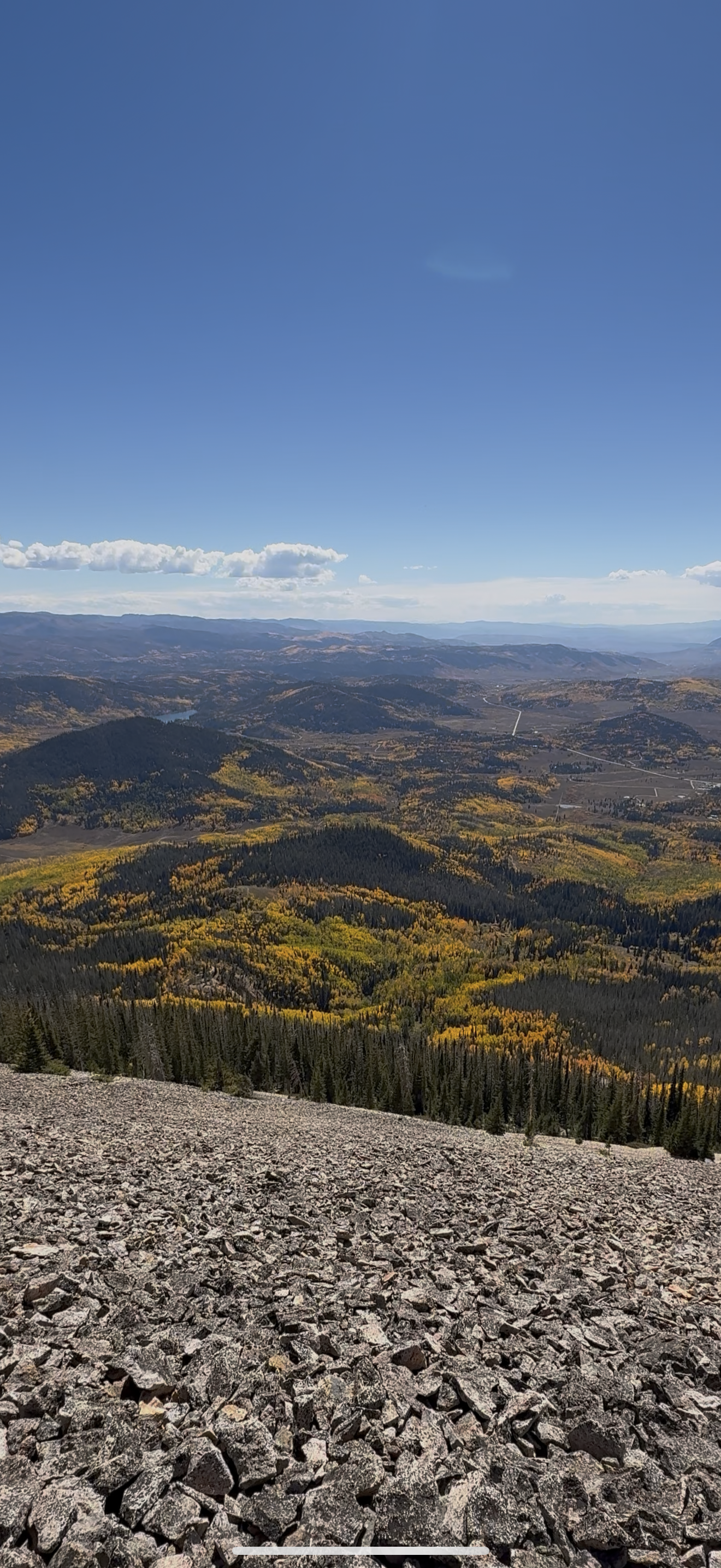 Mountain scenery near Pearl Lake State Park and Farwell Mountain